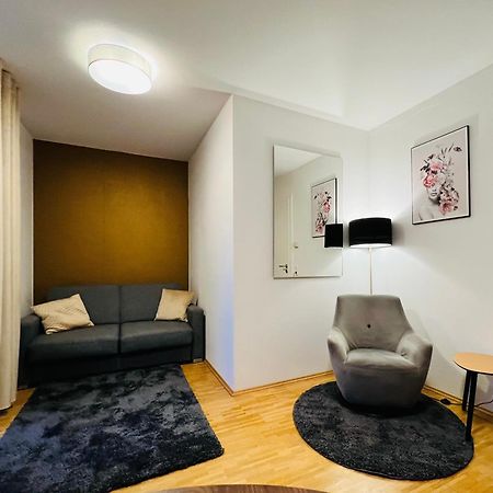 Stylish Apartment Naehe Hbf-Tiefgarage-Lift Hannover Ngoại thất bức ảnh