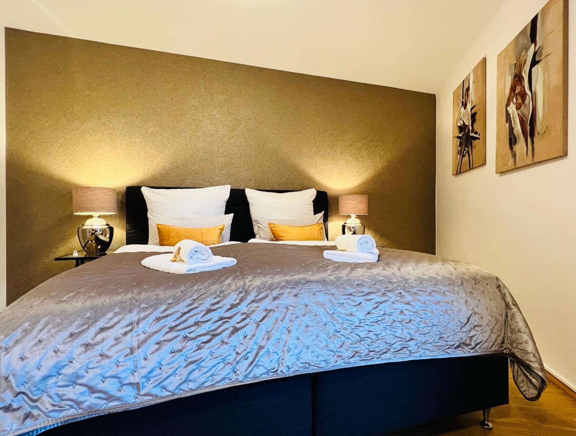 Stylish Apartment Naehe Hbf-Tiefgarage-Lift Hannover Ngoại thất bức ảnh