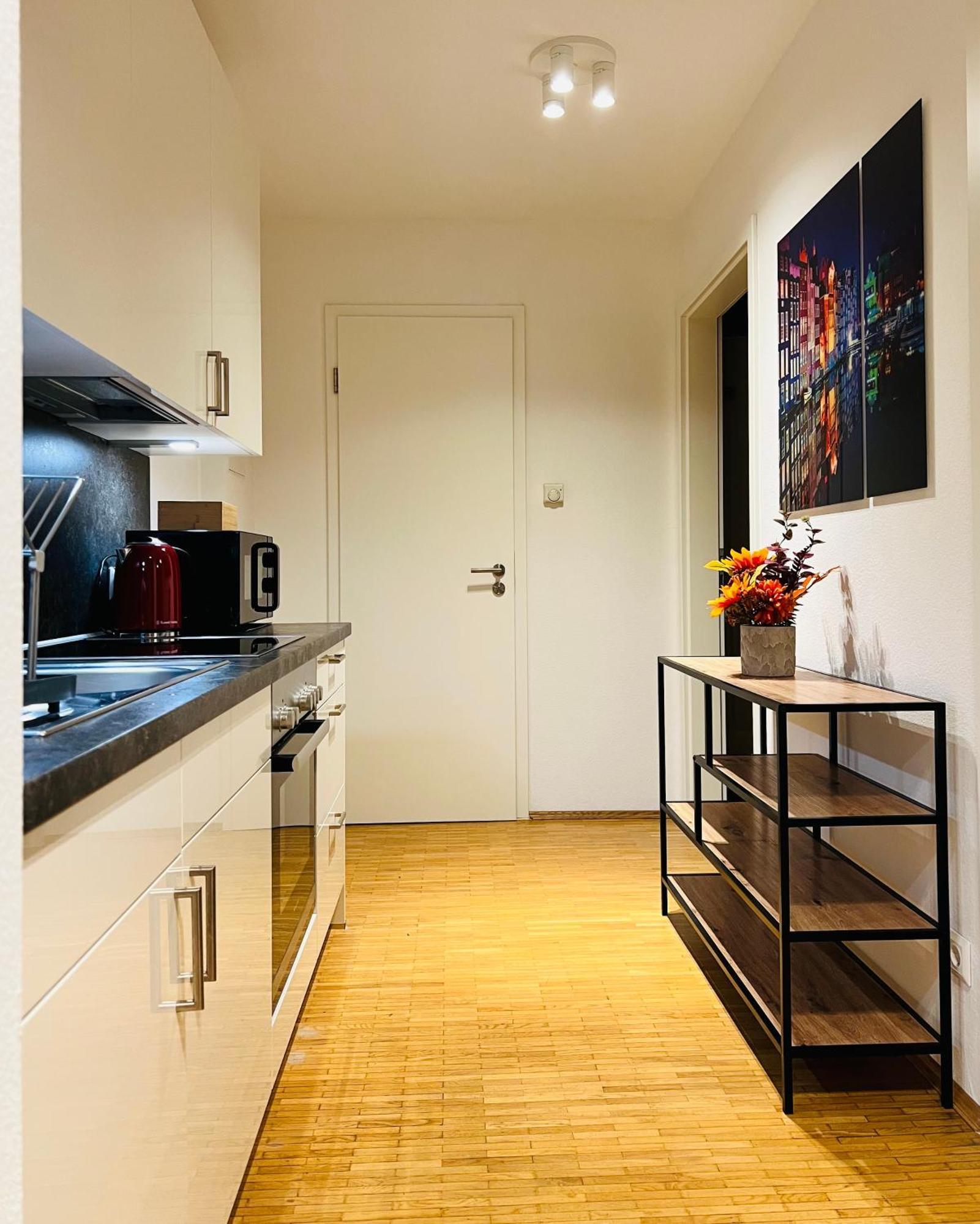 Stylish Apartment Naehe Hbf-Tiefgarage-Lift Hannover Ngoại thất bức ảnh