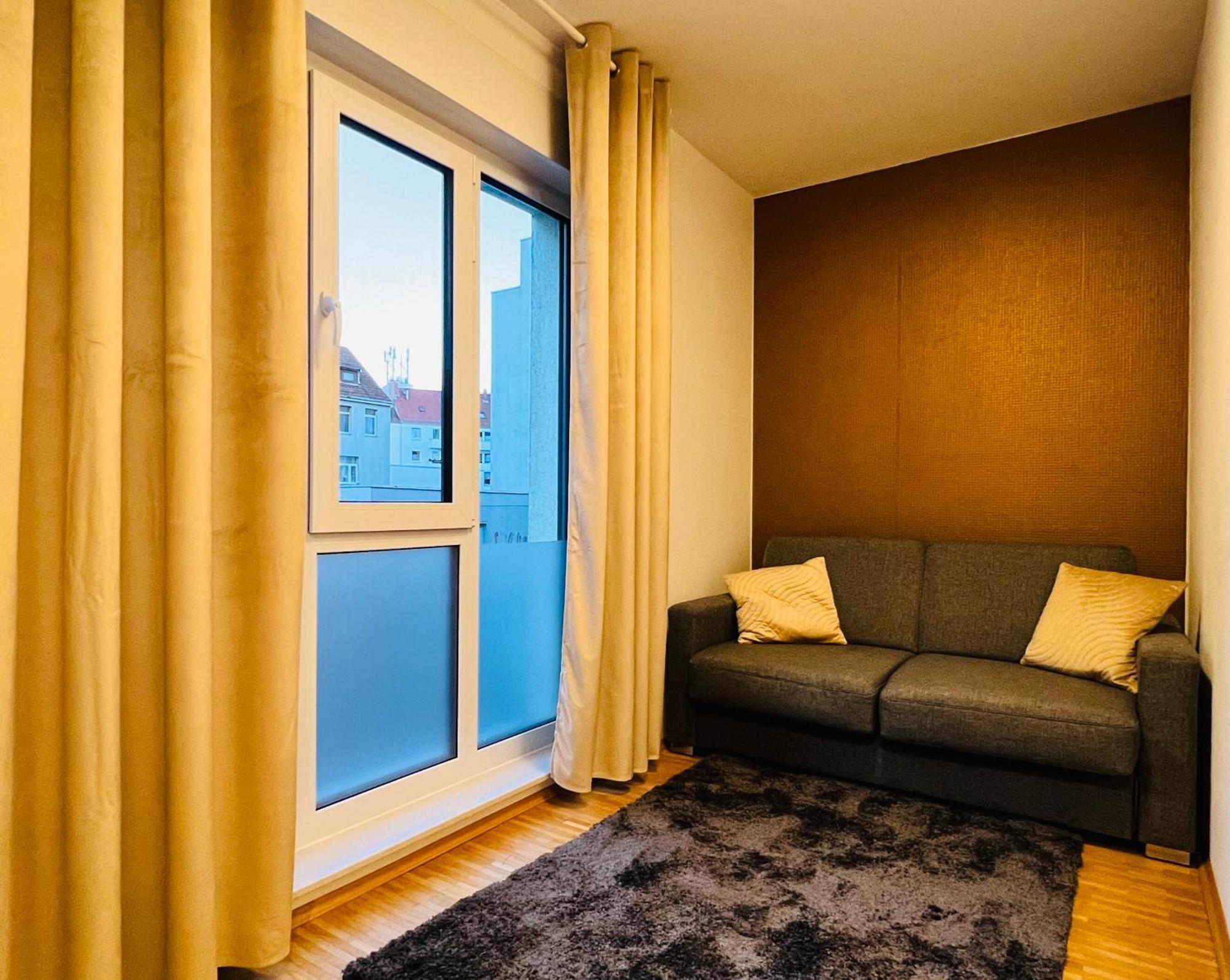 Stylish Apartment Naehe Hbf-Tiefgarage-Lift Hannover Ngoại thất bức ảnh
